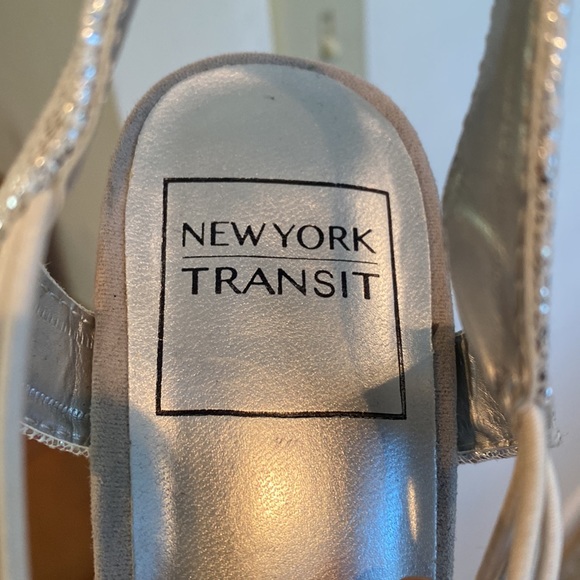 Silver heels - Picture 4 of 9